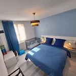 Apartment Avec Parking *