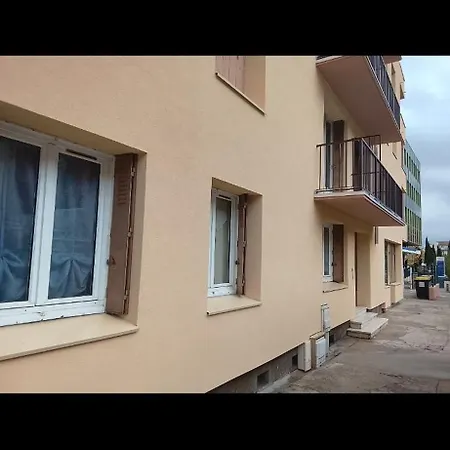 Апартаменты Avec Parking Каркассон